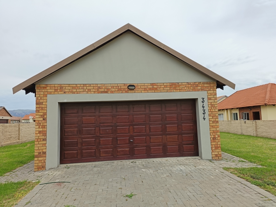 3 Bedroom Property for Sale in Waterkloof Hill Estate North West